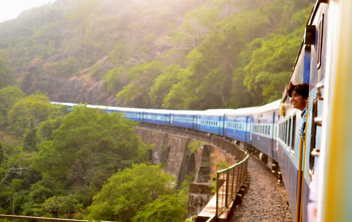 How to Travel Without Flying: 7 Eco-Friendly Alternatives for Sustainable Adventures