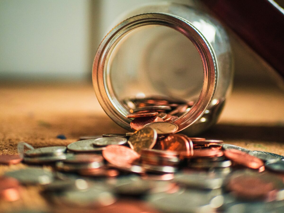 How to Travel on a Budget: 7 Simple Tips for Affordable Adventures in 2026