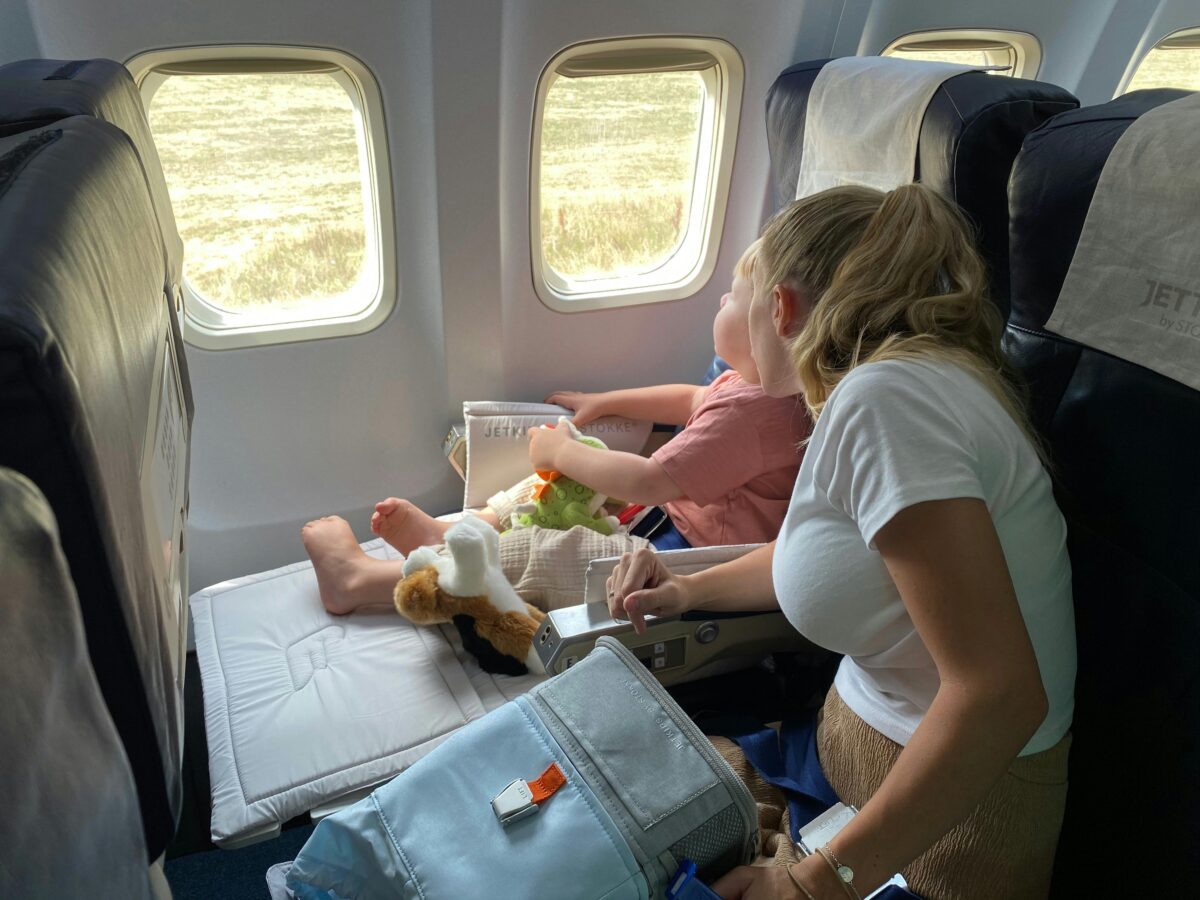How to Travel with a Baby: 7 Essential Tips for Stress-Free Family Adventures