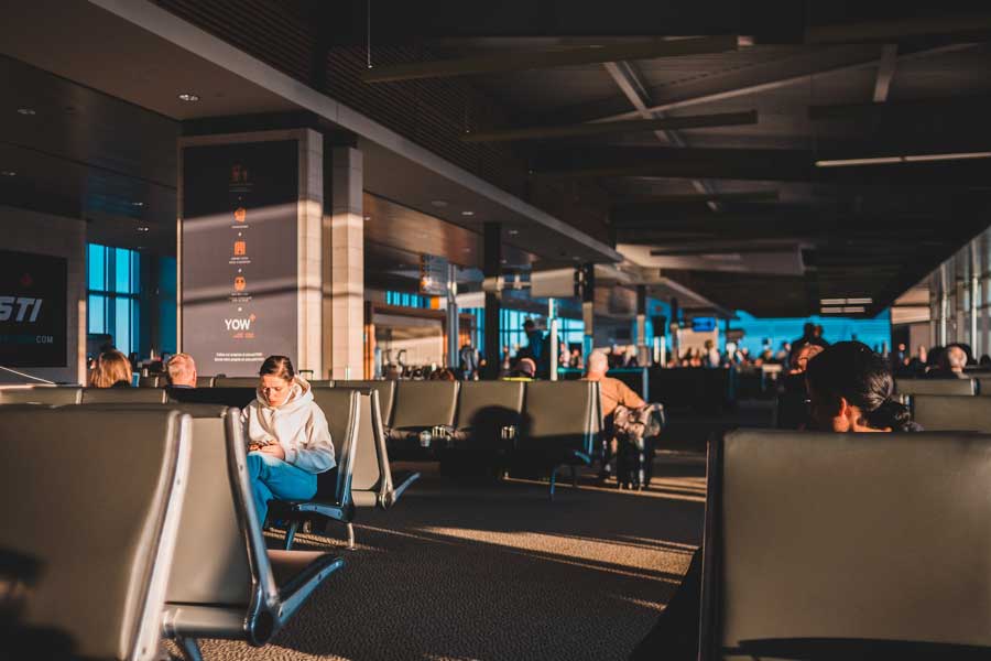 Strategies for Long Layovers and Stopovers
