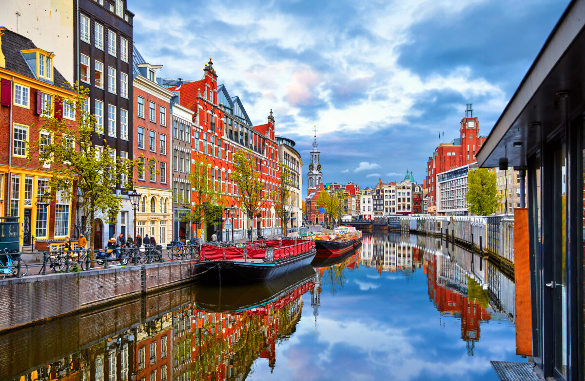 How to Plan the Ultimate Girls Trip to Amsterdam