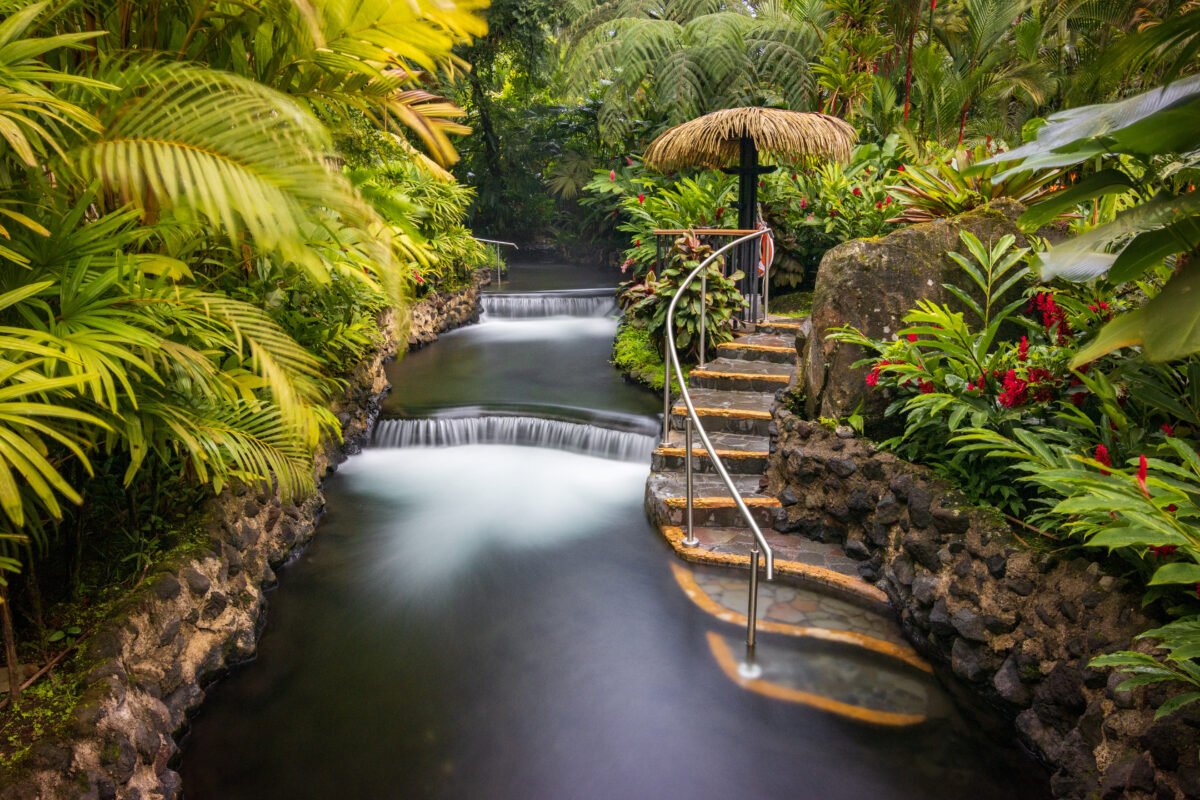 The Ultimate Costa Rica Adventure: 10-Day Itinerary Blending Beaches, Wildlife & Culture