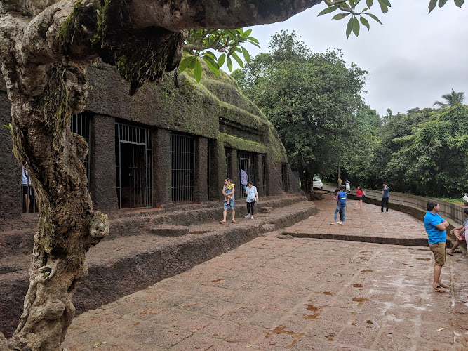Arvalem Caves