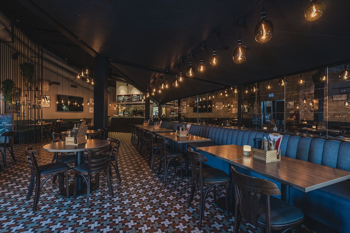 Barentz Gastropub
