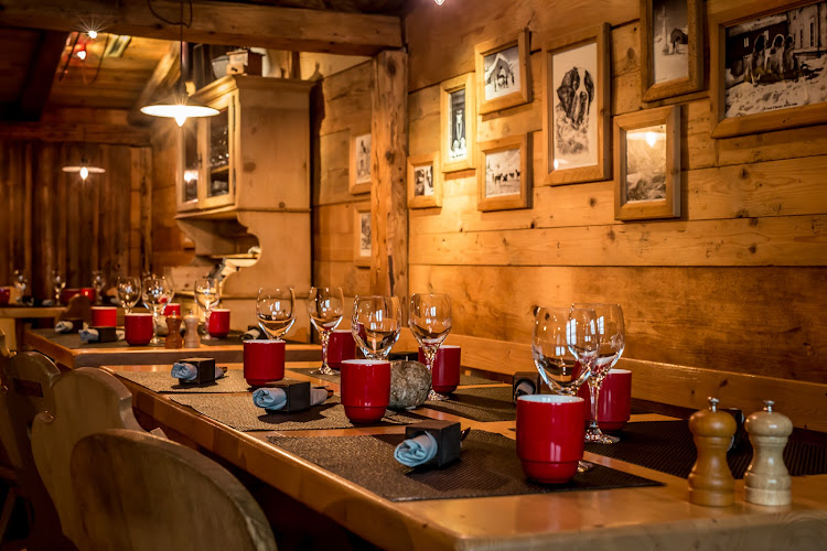 Barrys Restaurant, Bar & Lounge