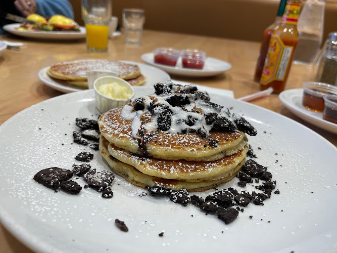 Butters Pancakes & Cafe