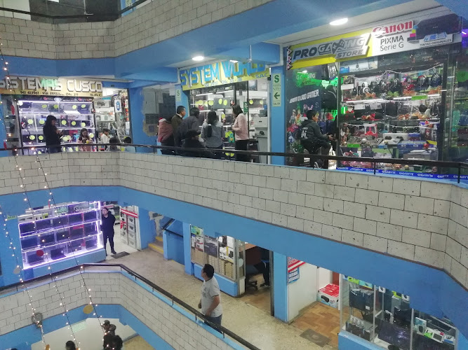 Centro Comercial El Carmen
