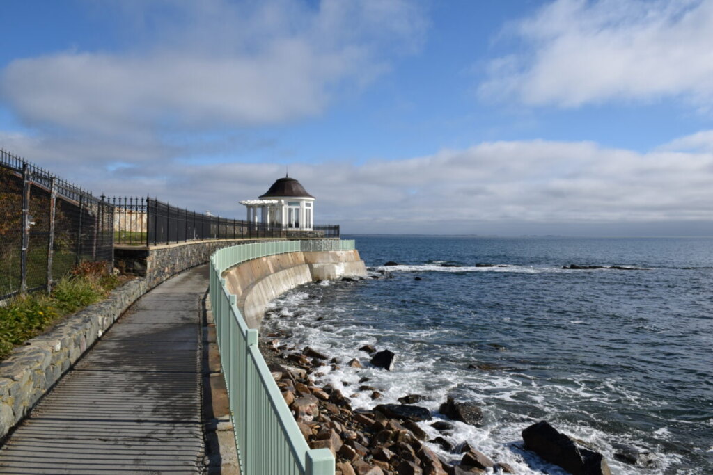 Cliff Walk ocen view in Newport, Rhode Island