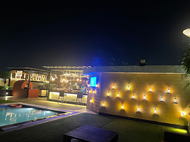 Crystal Sarovar Premiere, Agra