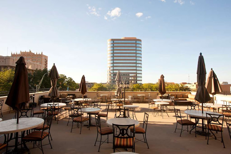 DoubleTree by Hilton Hotel Midland Plaza