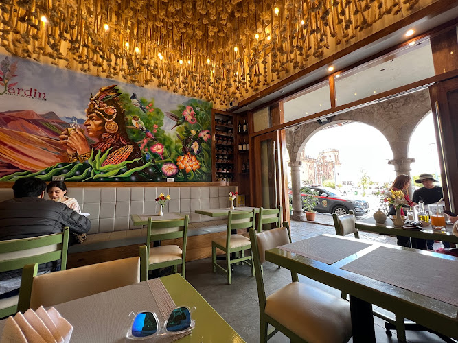 El Jardin – Healthy Food And Coffee
