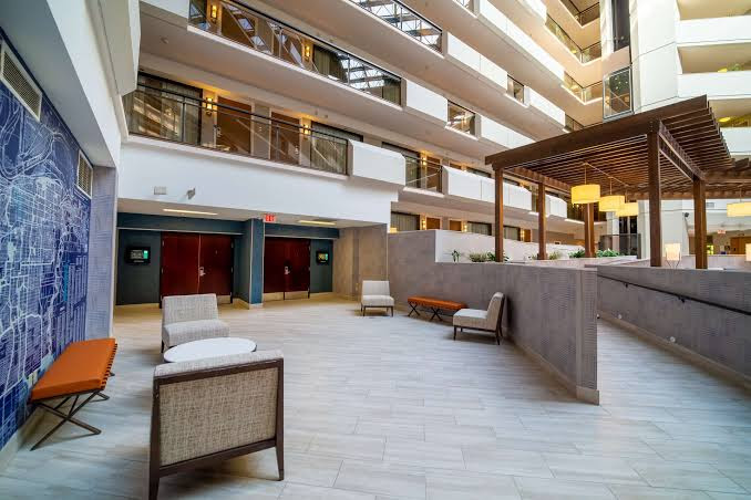 Embassy Suites by Hilton Kansas City Overland Park