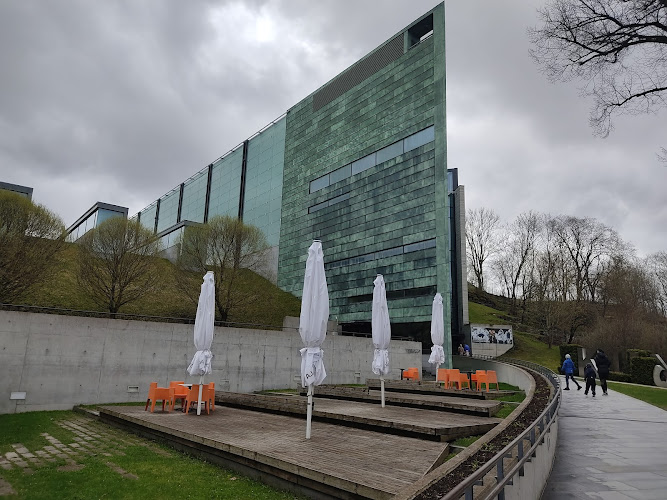Estonian Art Museum (KUMU)