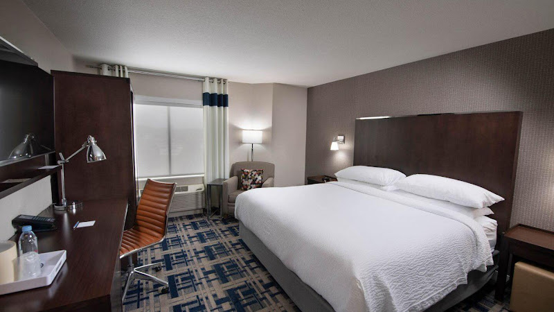 Four Points by Sheraton Charlotte – Lake Norman
