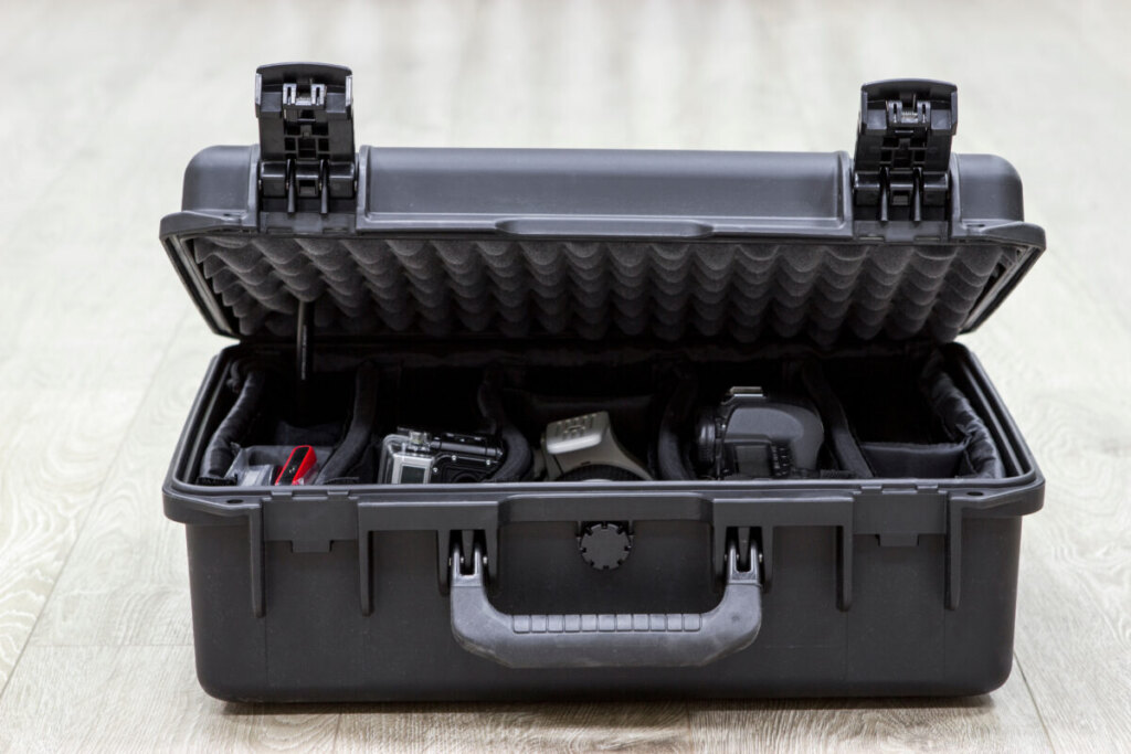 Hard shell camera case