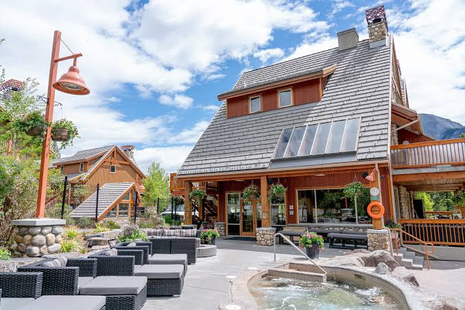 Hidden Ridge Resort