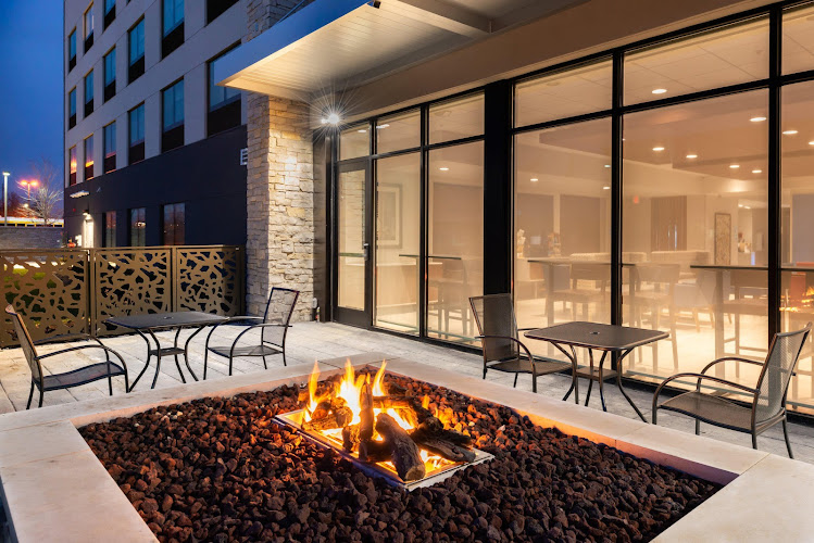 Holiday Inn Express & Suites Romeoville – Joliet North, an IHG Hotel