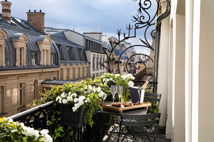 Hôtel de NELL
