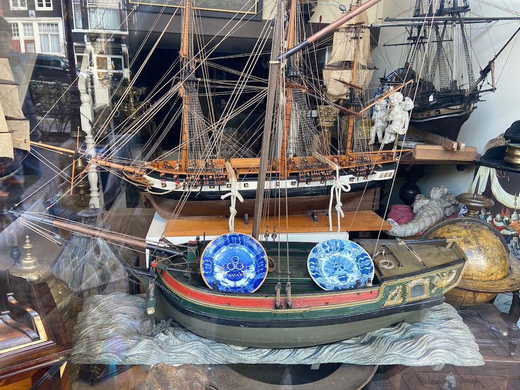 J Schreuders Antiquairs