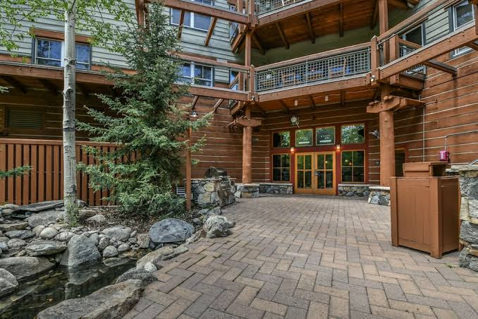 Jackpine & Black Bear Lodge