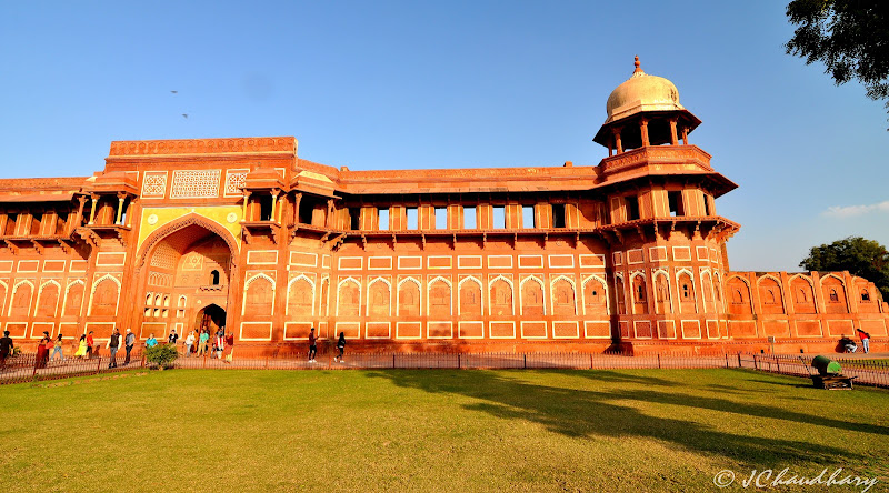 Jahangir Palace