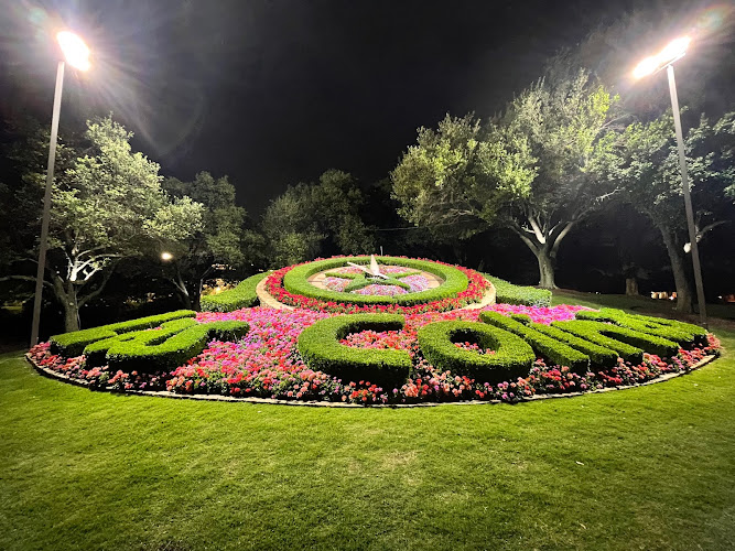 Las Colinas Flower Clock