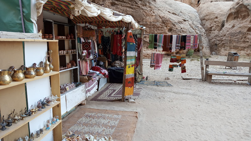 Little Petra Shop