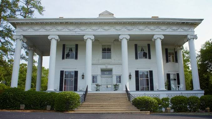 Lookaway Inn
