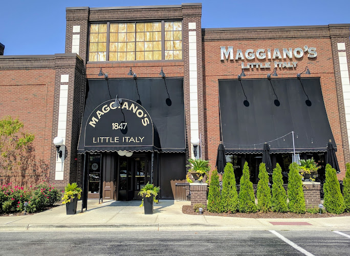 Maggiano’s Little Italy