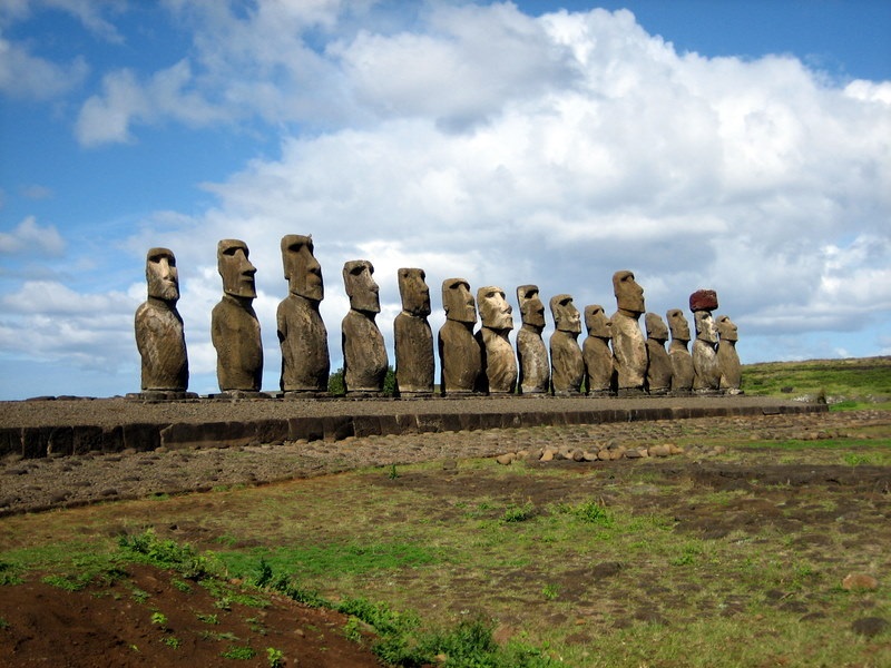 Moai facing inland at Ahu Tongariki