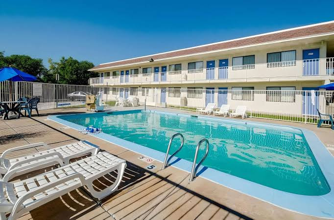 Motel 6 Thornton, CO – Denver