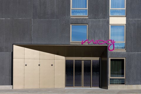 Moxy Tromso