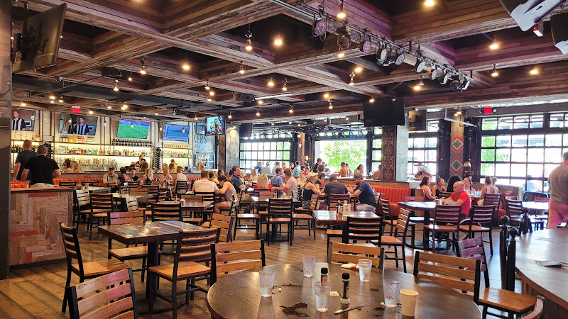 NashHouse Southern Spoon & Saloon
