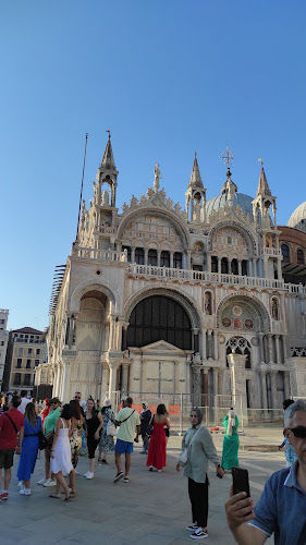 Palazzo Marcello dei Leoni