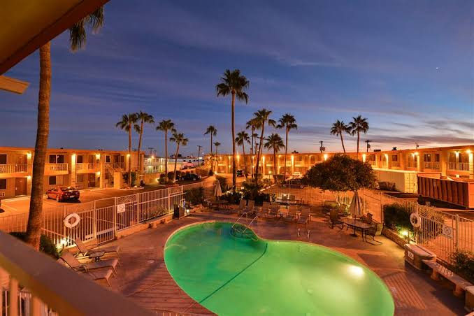 Quality Inn & Suites Phoenix NW – Sun City