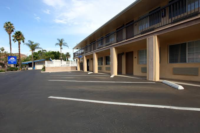 Raincross Hotel Riverside