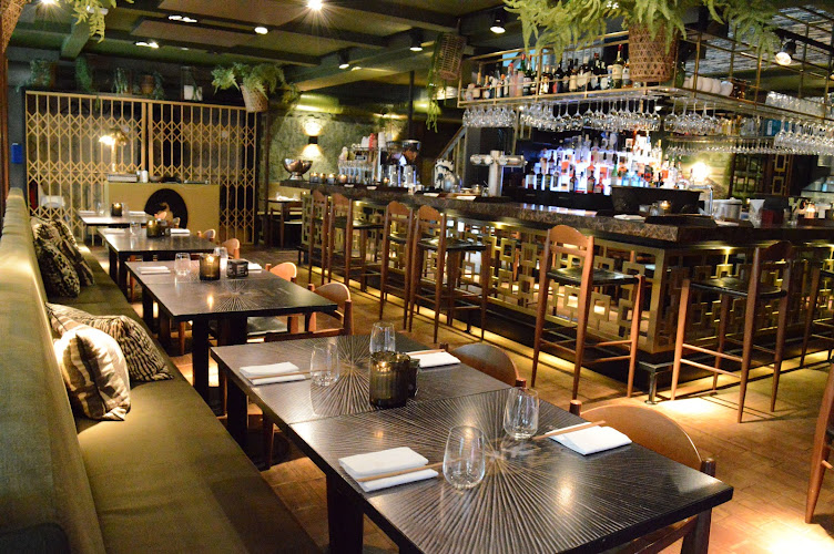 Ron Gastrobar Oriental Downtown