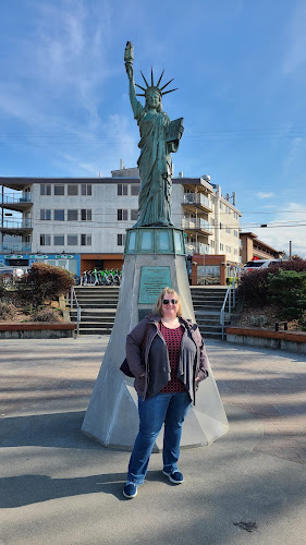 Statue of Liberty Plaza – Seattle