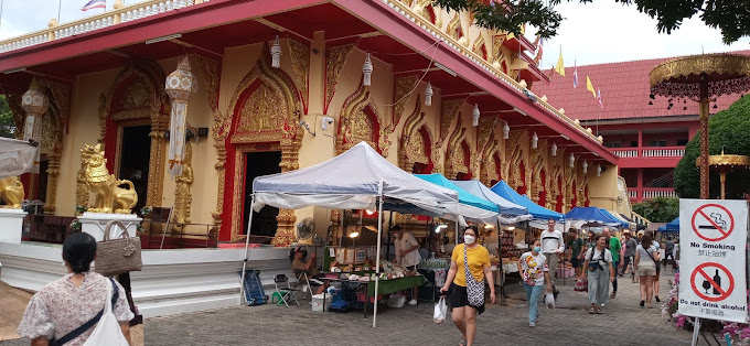 Tha Phae Walking Street