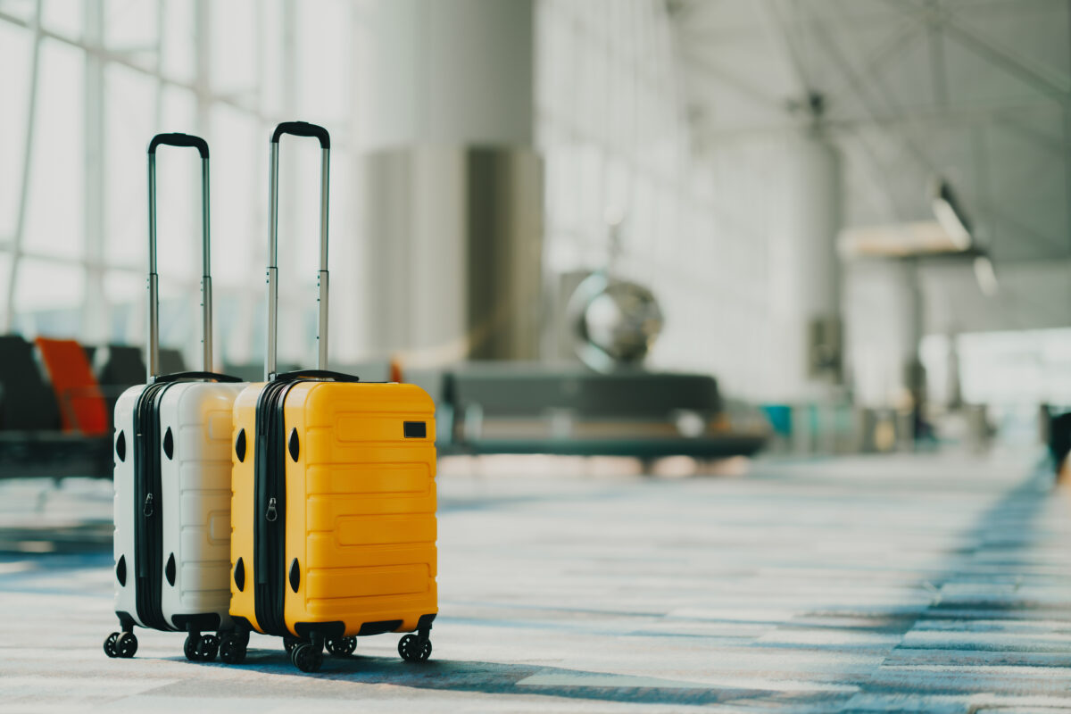 How to Travel Light: The Ultimate Packing Guide for Minimalists