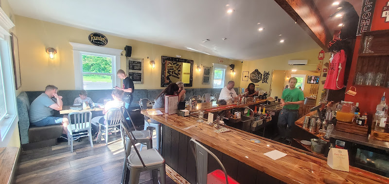 Uncle Tanks Kitchen and Bar