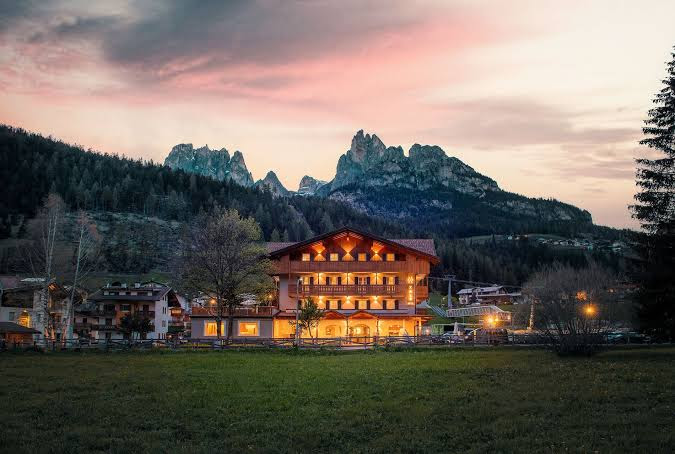 X Alp Hotel